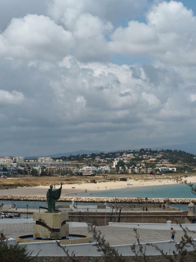 Ema'S Beach And Nightlife House Apartment Lagos Exterior foto